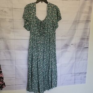BloomChic Green Floral Maxi Dress